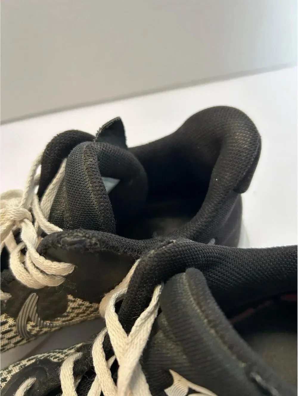 KD Trey 5 IX 'Black Metallic Cool Grey- Size 7.5